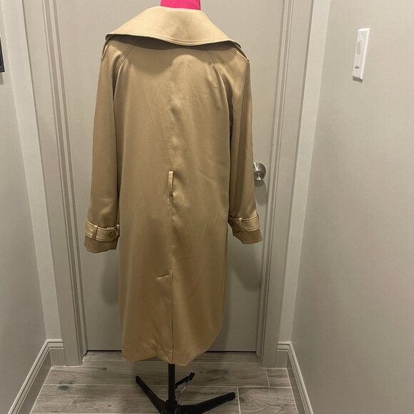 Spiegel trench coat - Picture 8 of 12